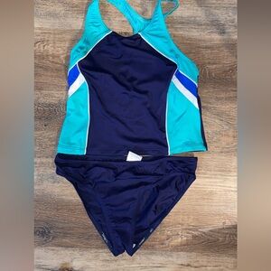 Girls speedo swimsuit 2 piece
